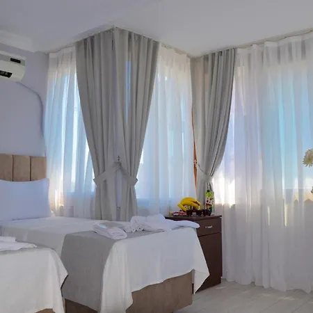 ヤスミン 2* イスタンブール