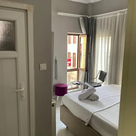 Yasmin Hotel 2*